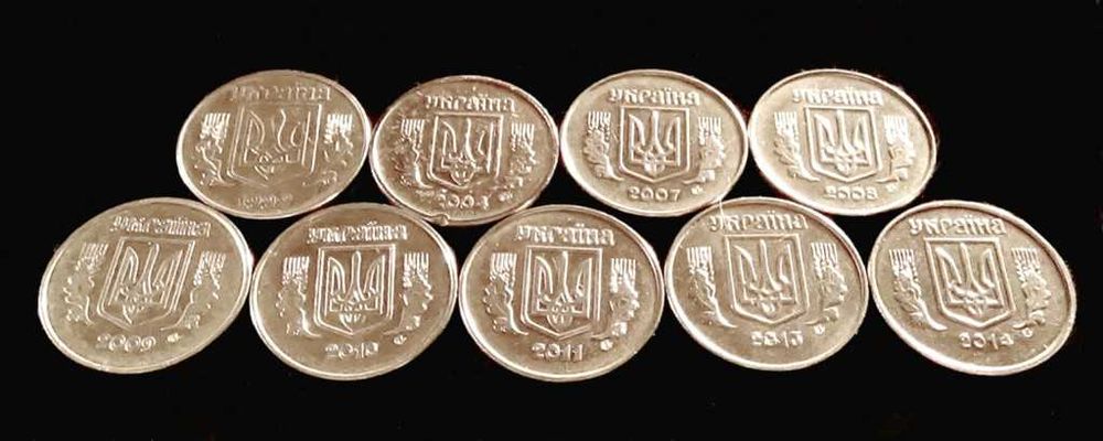 В коллекцию набор монет 5 коп разных стран с 1929 по 2014 гг .