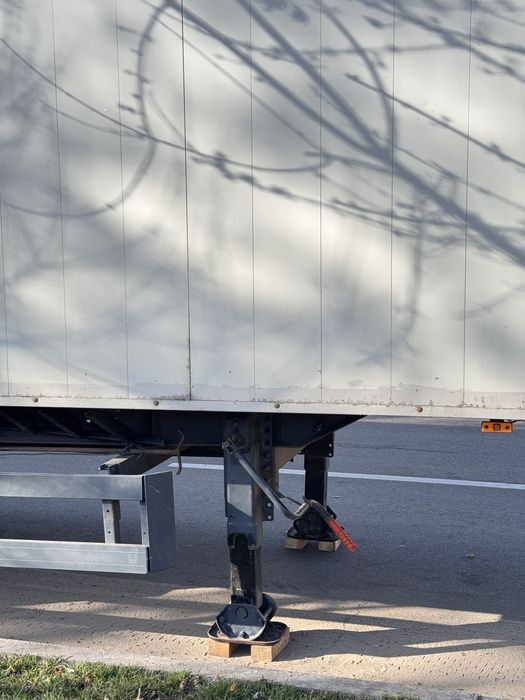 Напівпричіп Самоскид Щеповоз 93 куба