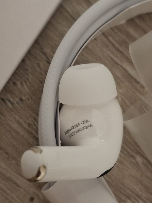 apple airpods pro 2