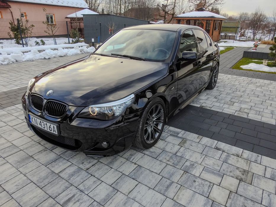 BMW Seria 5 3.0D 255KM, zadbana czarna limuzyna, mały tuning