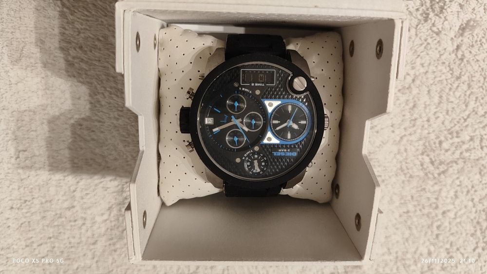 Relógio Diesel novo, nunca usado.