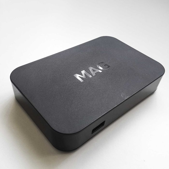 IPTV приставка MAG 420