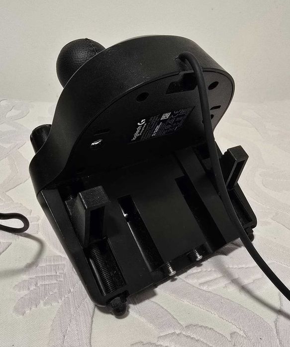 Logitech G29 Driving Force + Shifter (PS5/PS4/PS3/PC)