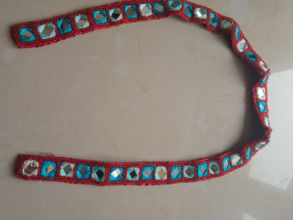 Pasek haftowany koraliki lusterka 74x 2, 5 cm