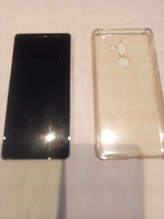Telemóvel Nokia 7plus