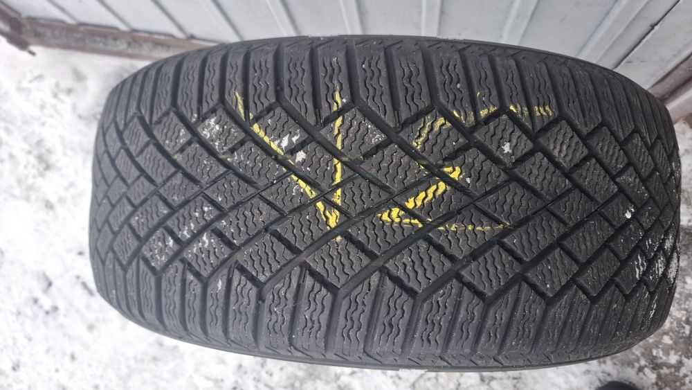 Продаю б/в Continental ContiVikingContact 7 225/50 R17 98T