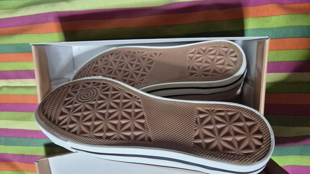 Sapatilhas abertas verão 40