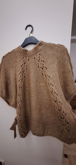 Śliczny sweterek rozm do L