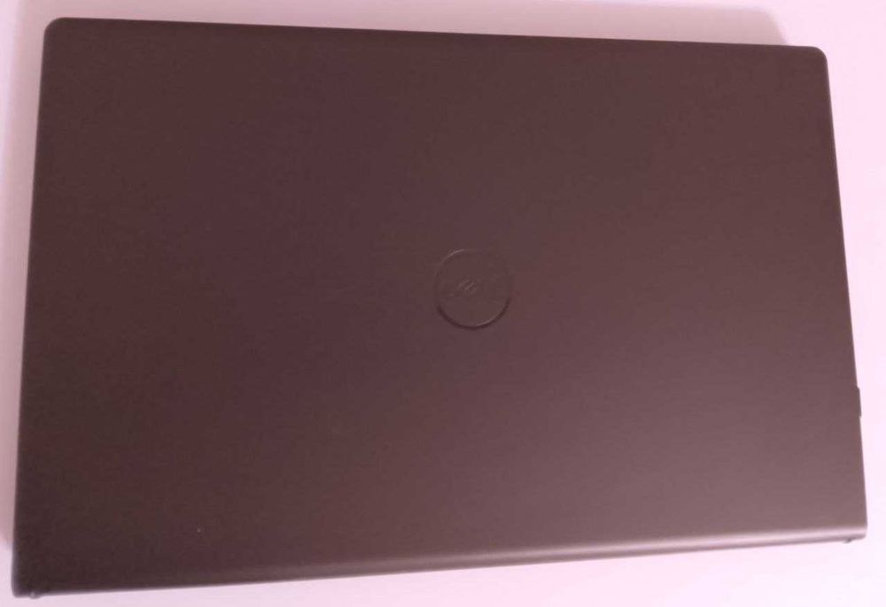 Ноутбук dell vostro