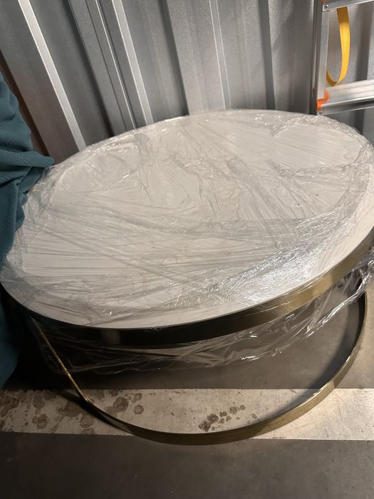 Mesa de centro com pedra