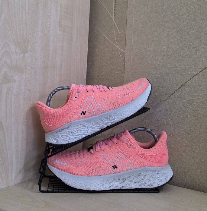 Жіночі кросівки New Balance Fresh Foam X 1080v12 оригінал розмір 42.5