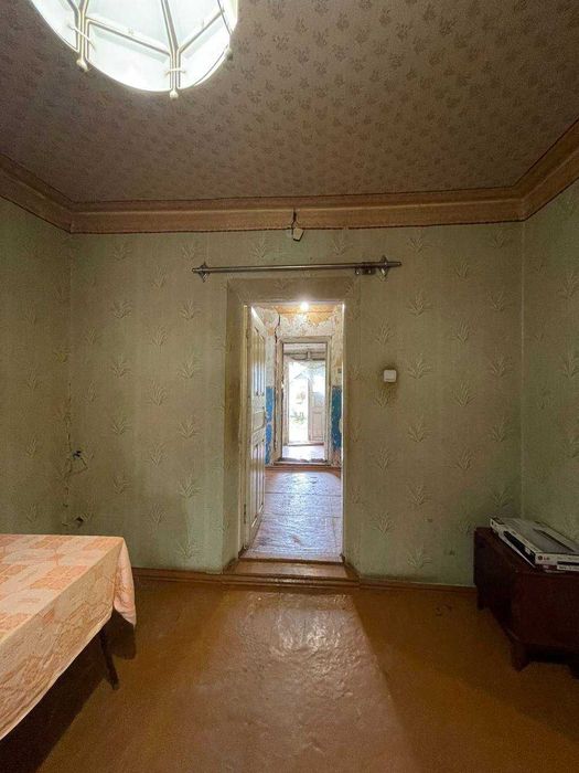 Продам ровный участок и 3 к дом под ремонт Таромское