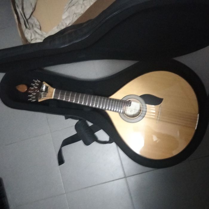 Estojo semirrigido de guitarra portuguesa fado