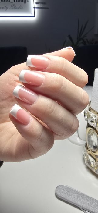 ВЫКЛАДНОЙ ФРЕНЧ  манікюр і педікюр Осокорки / Позняки