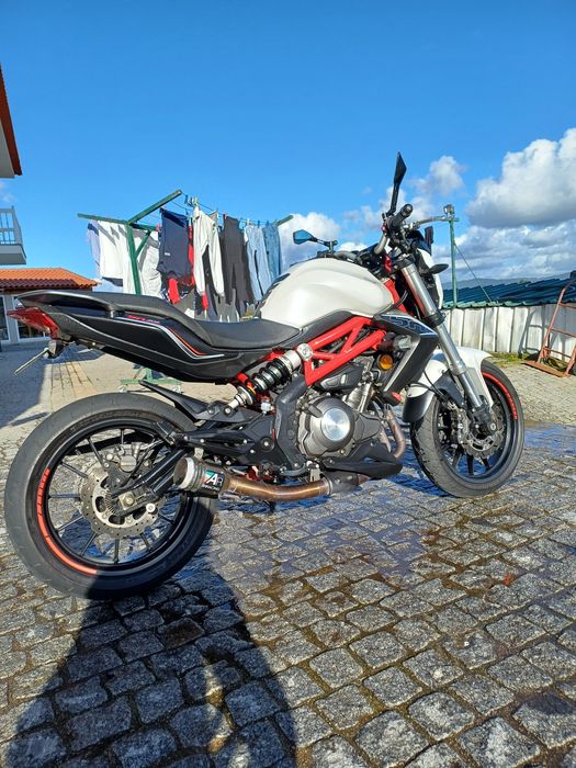 Vendo benelli bn 302 com cavalete incluído