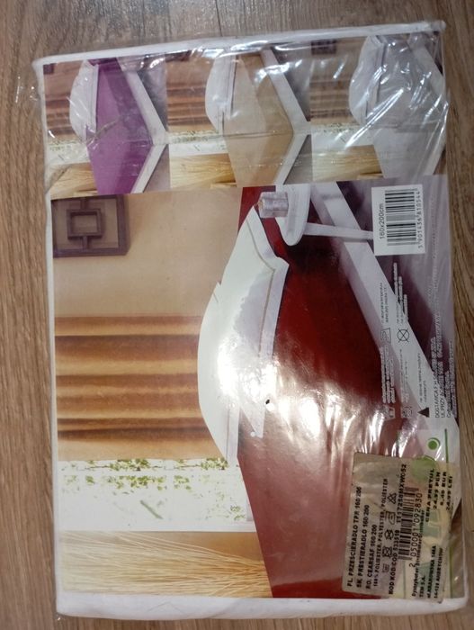 Нова простинь, простирадло