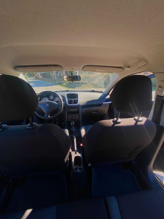 Peugeut 207 2009