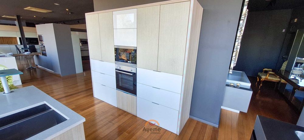 Cozinha completa (modelo de showroom)