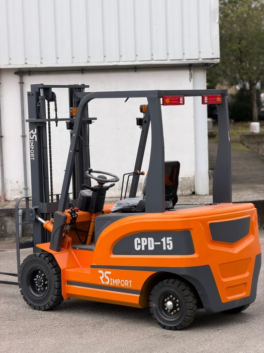 Empilhador Novo com qualidade