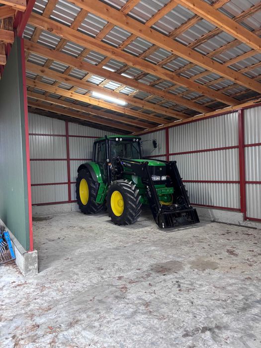 John Deere 6820 з фронтальним навантажувачемTrima