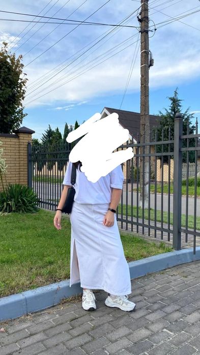 продам спідницю,ціна:300 грн