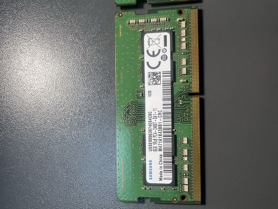 DDR4 Samsung 8GB 2шт 16GB