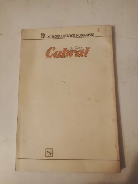 Livro de coleção de Amilcar Cabral