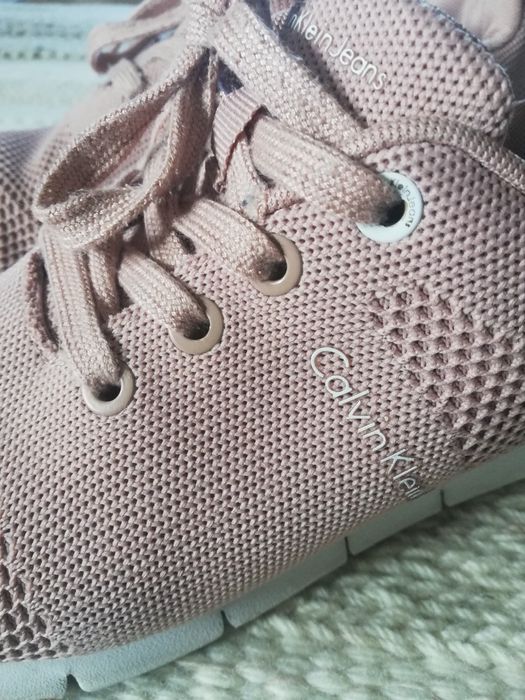 Calvin Klein. Snekersy r. 38