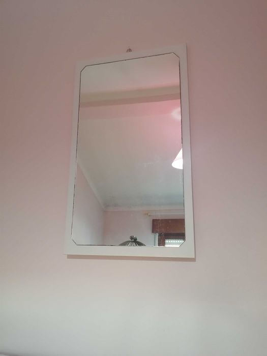 Cómoda e espelho de quarto, madeira cor branca