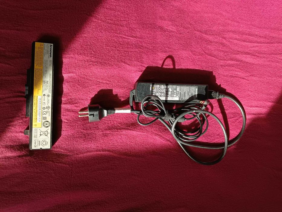 Ładowarka plus bateria Lenovo