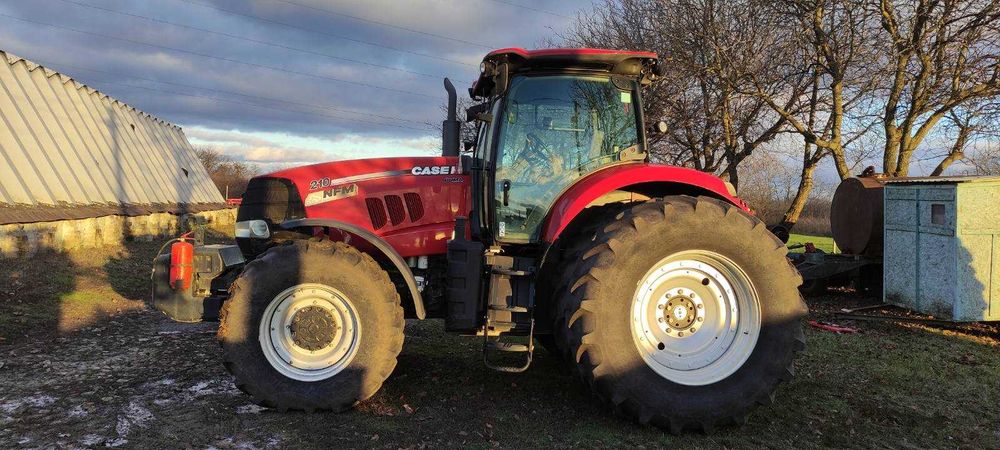 Продам Case IH Puma 210 2019 р. зі спаркою, 1247 мтг (майже новий)