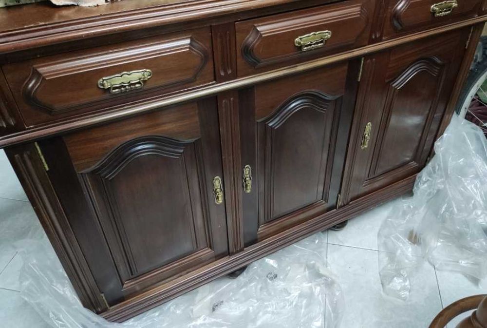 Movel de sala em Madeira conforme foto - 125x85x25