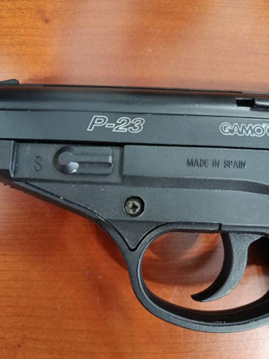 Pressão de ar P-23 Gamo