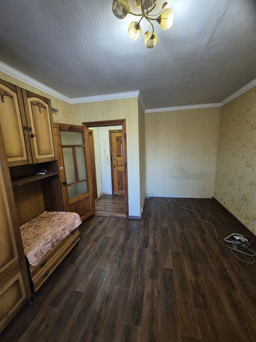 Продам 1 к квартиру, левый берег.