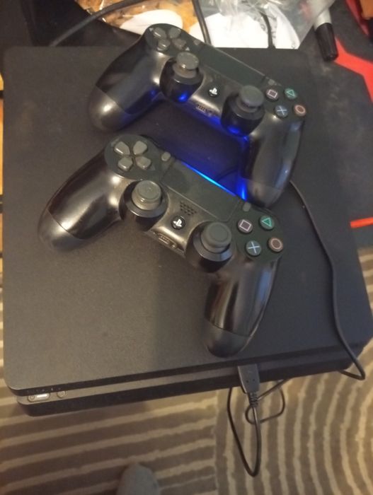 Konsola Ps 4 Slim . EA FC 25