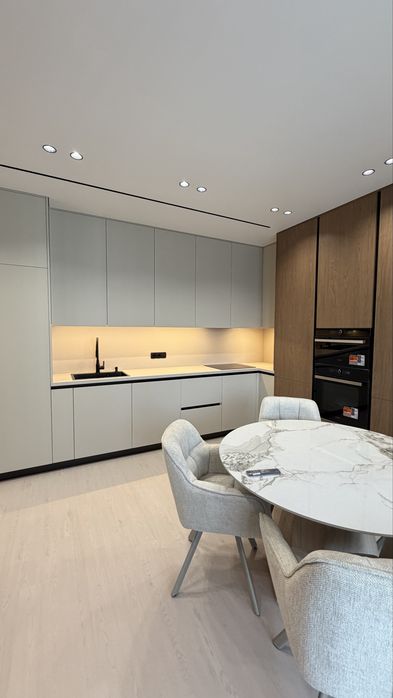 Продаж квартири ЖК Кристал | Crystal | двушка є гардероб | 2кк |