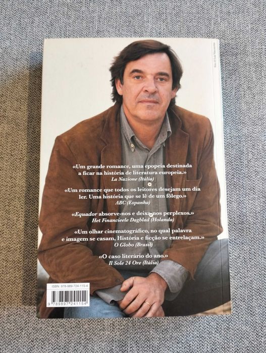 Livro "Equador" de Miguel Sousa Tavares