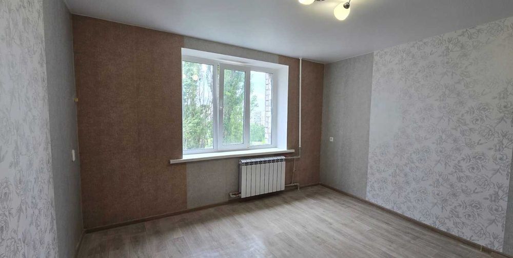 Продам 1 комн гостинку с РЕМОНТОМ, Салтовка J