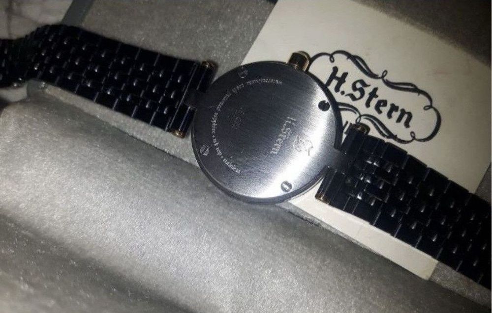 Relógio Feminino H stern com diamante e safira 
Com diamante e safira