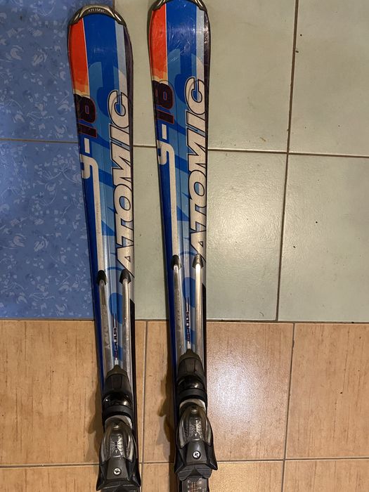 Atomic 9-18, 170 cm – sportowe narty carvingowe, wiązania Atomic