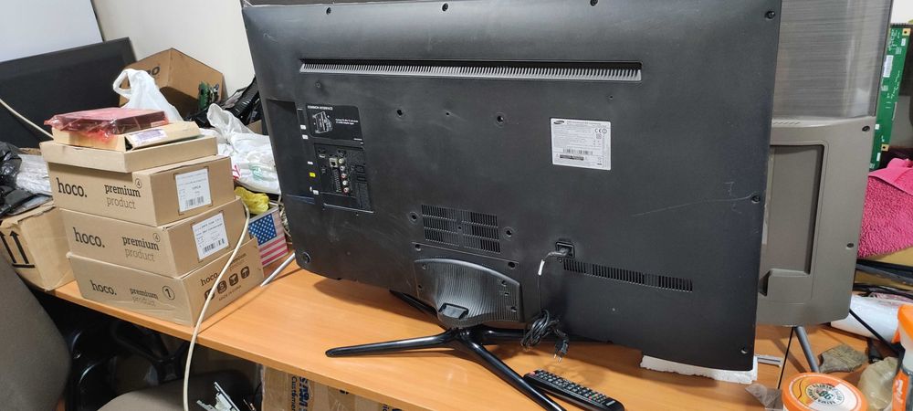 Телевизор Samsung UE42F5500AK