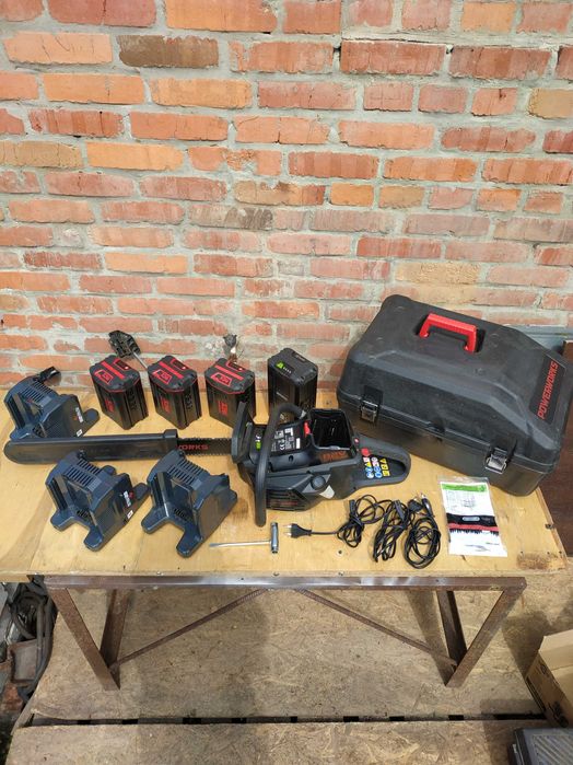цепная аккумуляторная пила Powerworks 82V