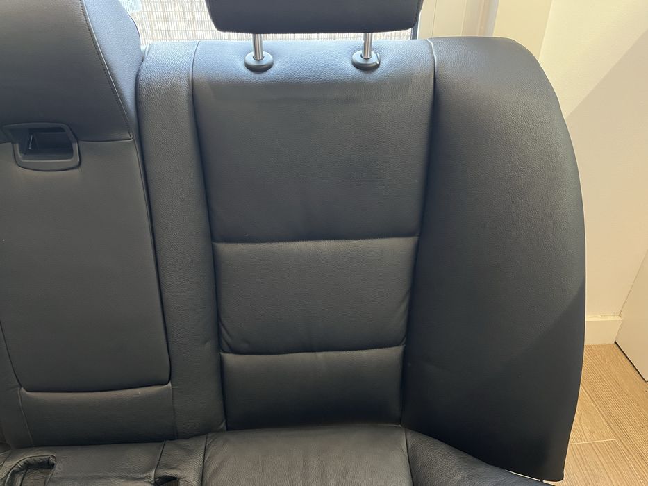 Jogo de Bancos em Pele Preto BMW E60