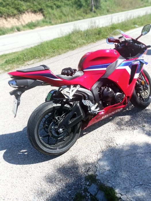 Vendo Honda CBR 600rr 08/25 - de origem