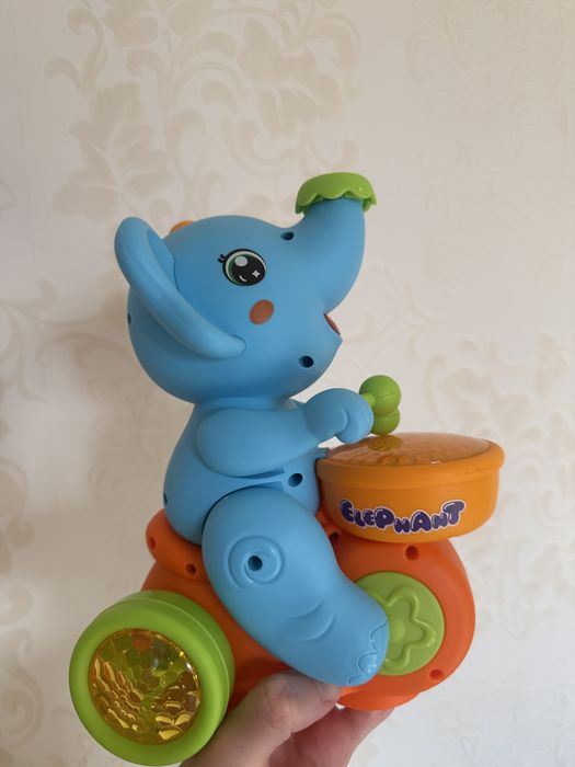 Нова дитяча музична іграшка Слон