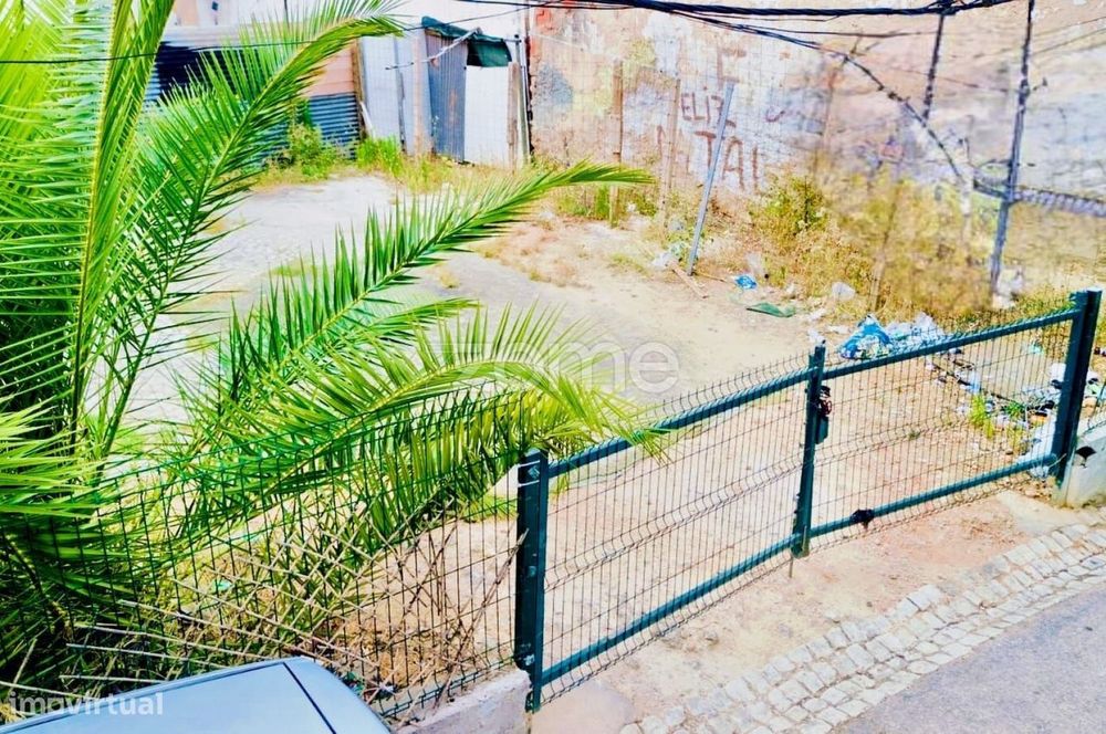 Terreno para Construção Habitacional ou Serviços