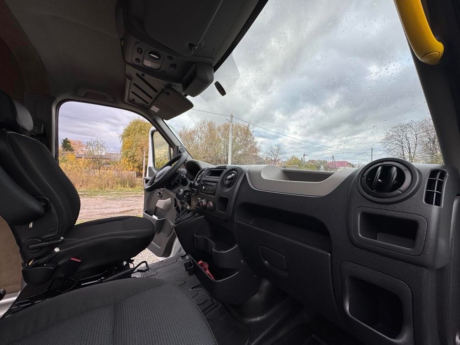 Renault Master 2014 пасажир 8+1