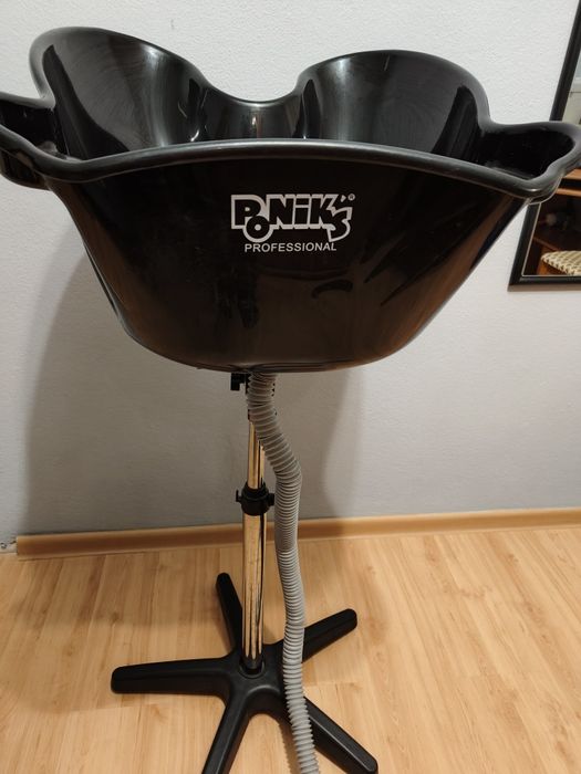 Myjka fryzjerska przenośna