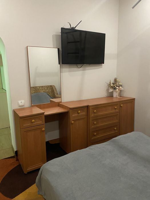 Здається окрема частина будинку ,2 кімнати