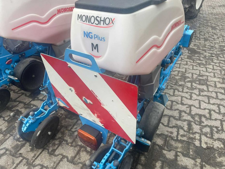 Monosem NG PLUS  siewnik do kukurydzy